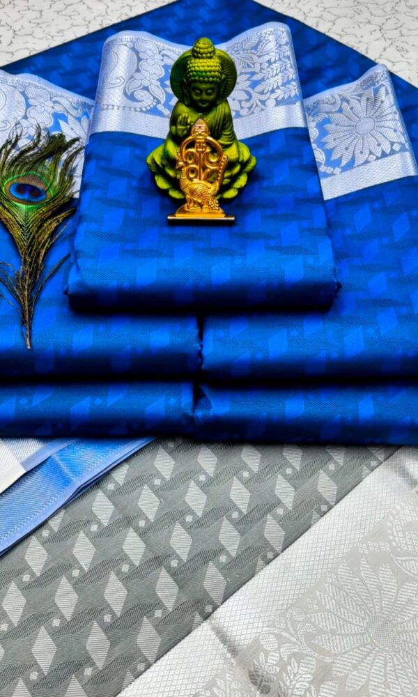 3D Embossed Saree